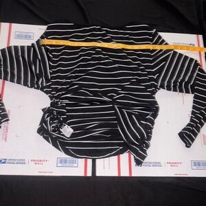 5$ BOX 10 ITEMS…
Updating and getting ready to donate.